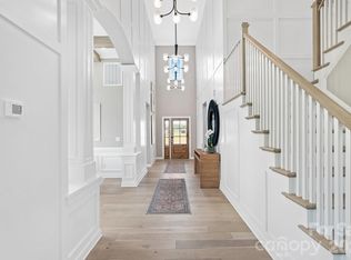 3814 Dahlia Dr, Harrisburg, NC 28075