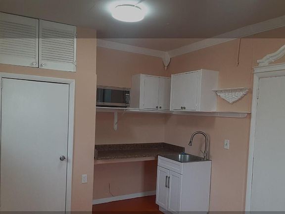 4th image of 17201 NW 42nd Place