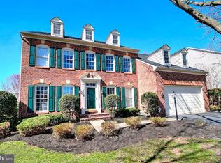 20419 Cliftons Point St, Sterling, VA 20165