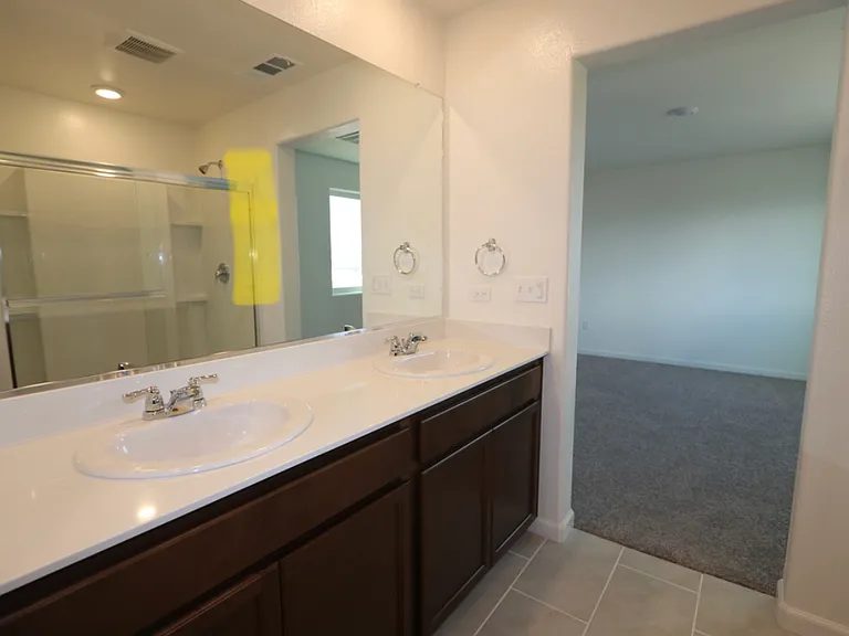 2224 S Crumal St — Photo 7