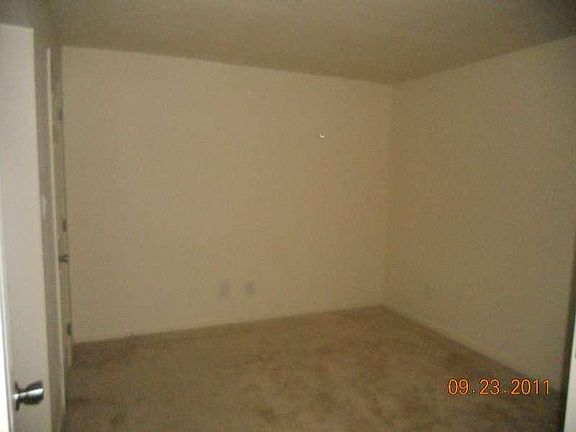 4th image of 4354 N 82nd St Unit 211