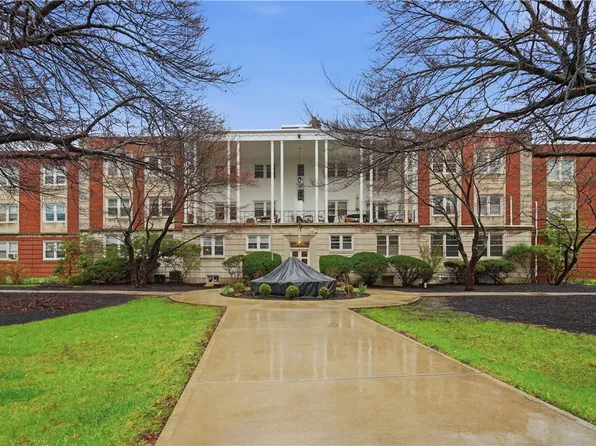 825 Morewood Ave Penthouse 2, Pittsburgh, PA 15213