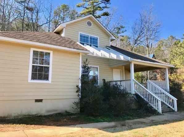 6073 Lakeside Dr, Pinson, AL 35126