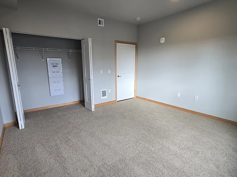 Shadow Creek Apartments — Photo 77