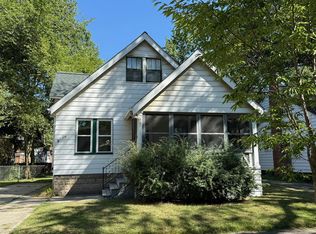 29 Woodward Heights Blvd, Pleasant Ridge, MI 48069