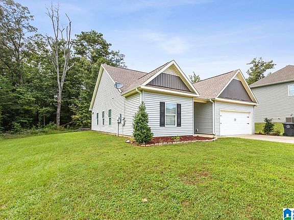 2nd image of 35 Twin Ridge Cir