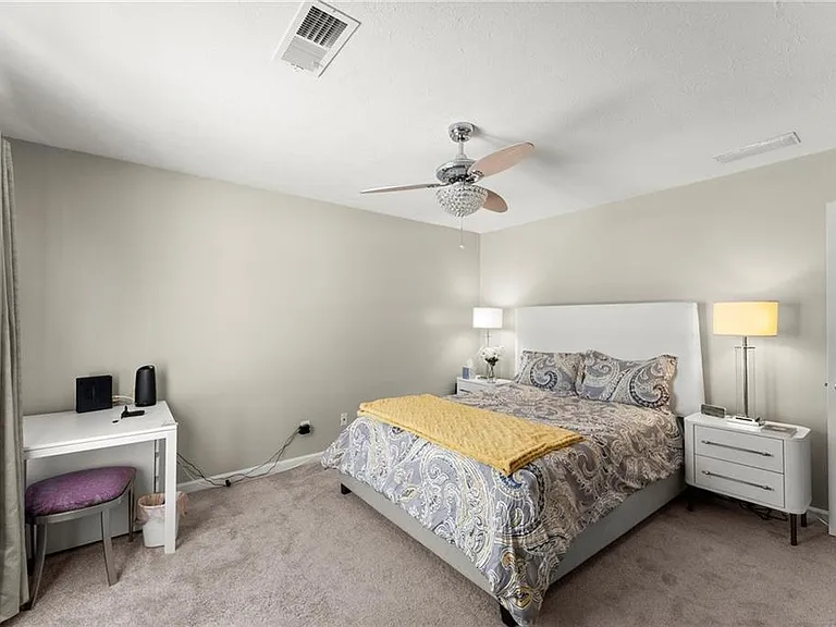 218 Mill Creek Pl — Photo 10