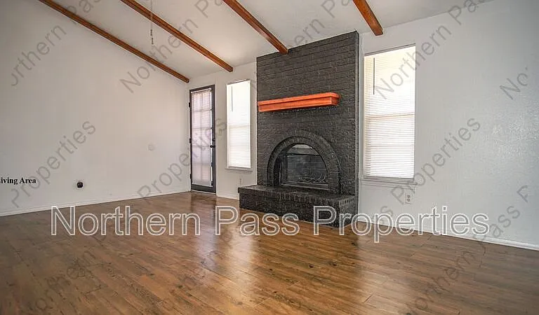 2100 Robert Wynn St — Photo 7