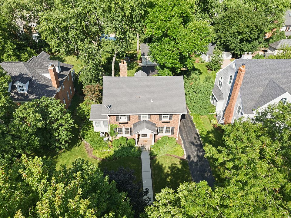 1st image of 220 N Monroe St