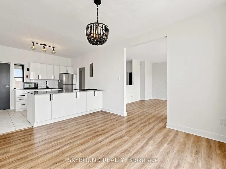 133 Wineva Ave #F — Photo 6