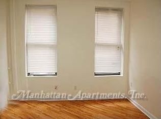 126 E 73rd St, New York, NY 10021
