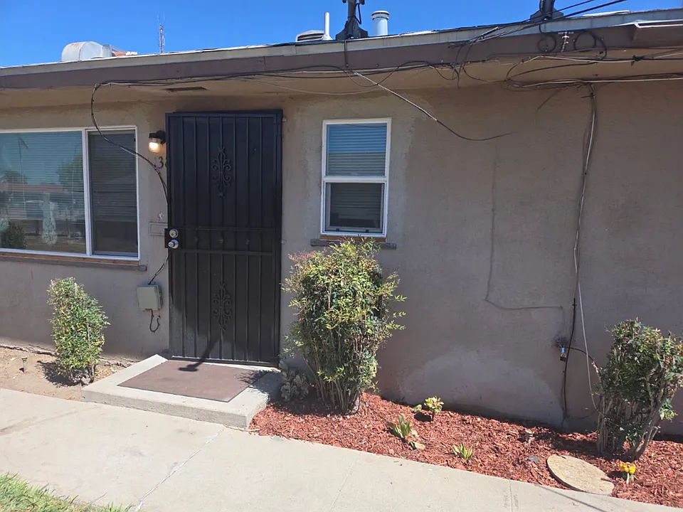 2038 N 1st St #2038