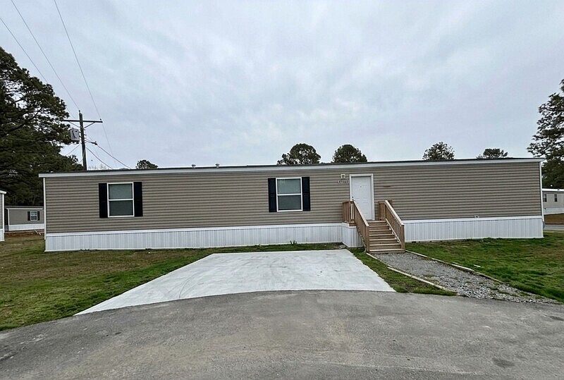 1st image of 4301 Port Ct