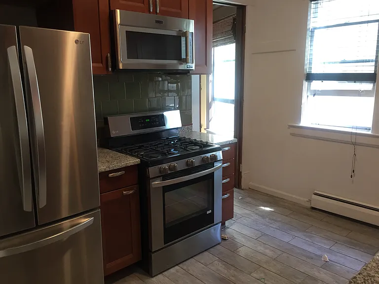 512 Linwood Ave #1 — Photo 9