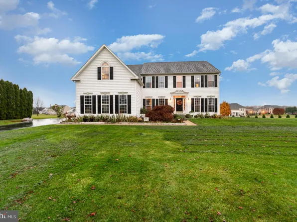 130 Autumnwood Ave, York, PA 17404
