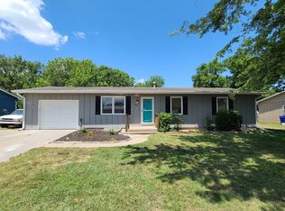 407 E Olsson St, Lindsborg, KS 67456