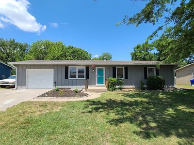 407 E Olsson St, Lindsborg, KS, 67456