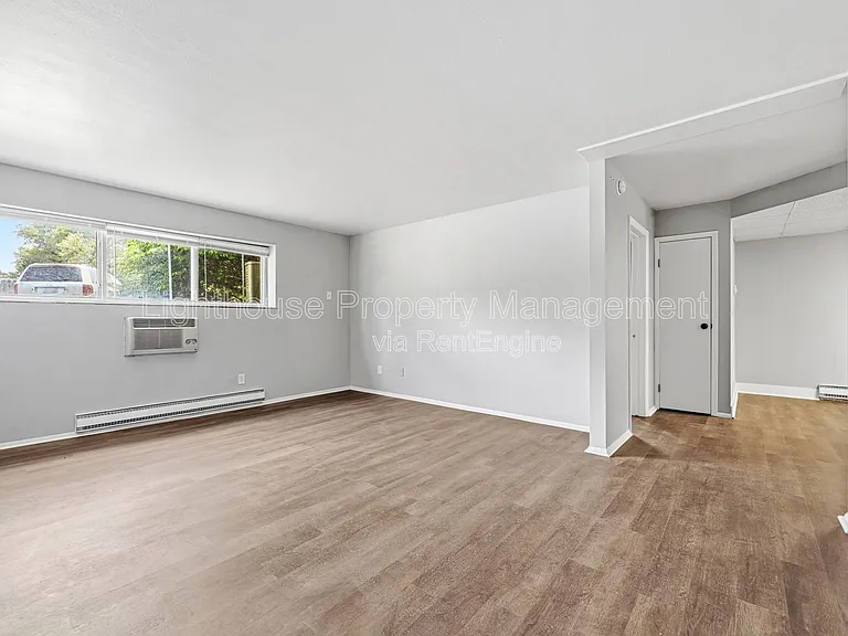 1832 Winton Ave #102 — Photo 9