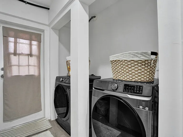 4111 SW 18th Ct #3/2 — Photo 7