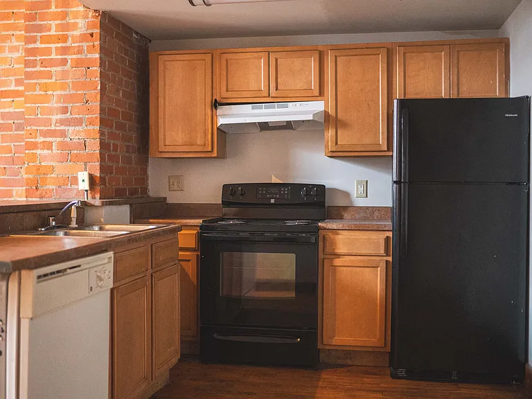 Grand Lofts — Photo 17