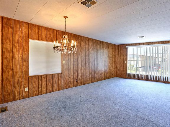 5th image of 518 Millpond Dr #518
