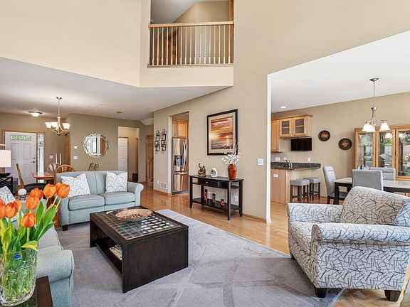 4th image of 15463 Junegrass Ln