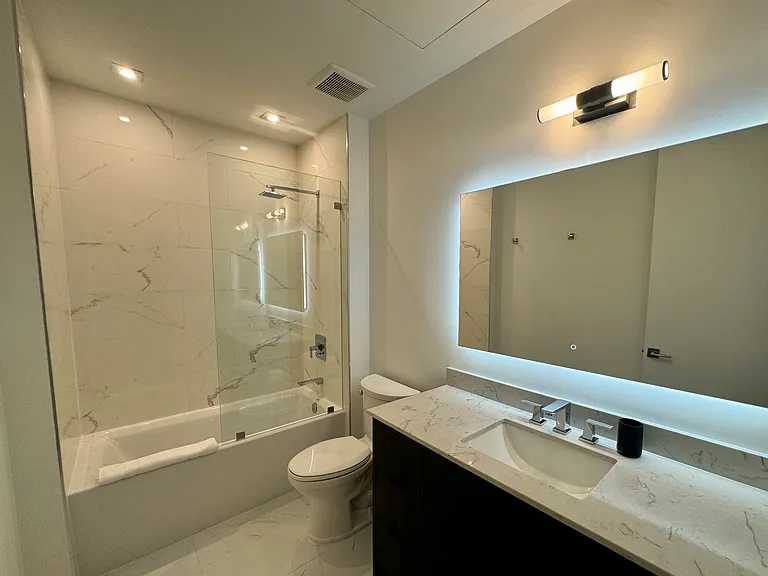 7900 NE 2nd Ave #8 — Photo 4