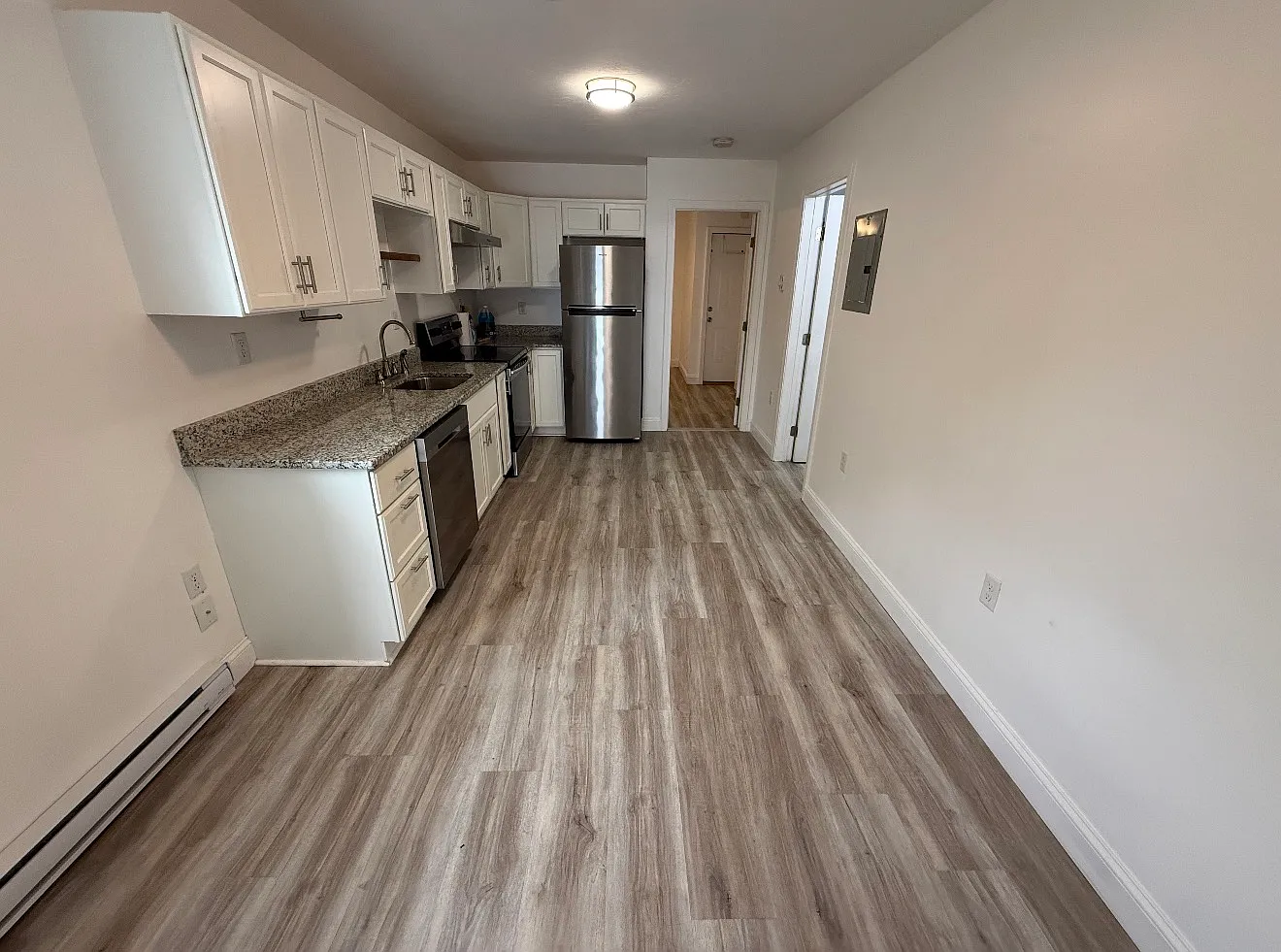 1 bed, $1,600 — Photo 2