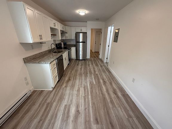 2nd image of 181 S Main St #1
