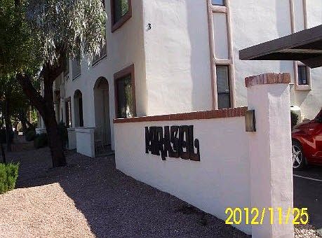 1st image of 1017 E Maryland Ave Unit 211