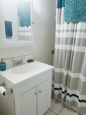 Rented by Oxford Property Group | media 37