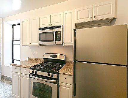4th image of 11880 Metropolitan Ave APT 1A
