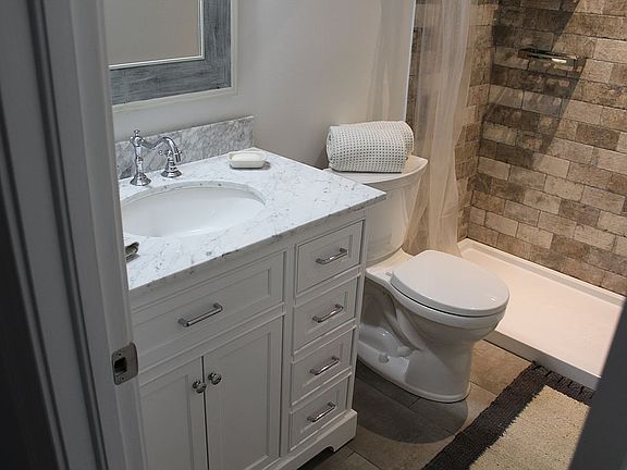 5th image of 11518 Landing Pl APT D1