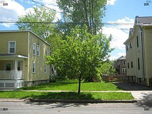2nd image of 131 Cleveland Ave