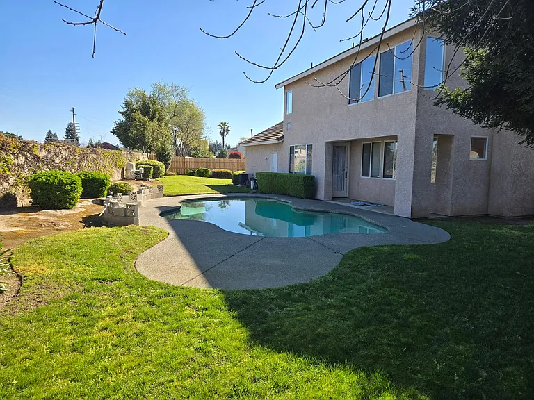 3621 S Bollinger Ct — Photo 4
