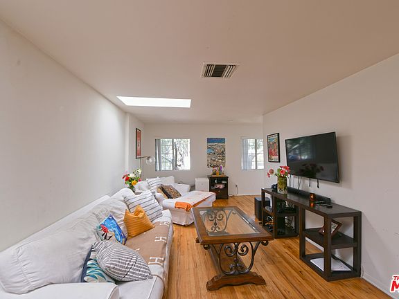 3rd image of 2309 Ocean Ave