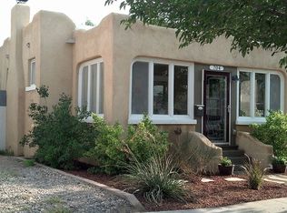 704 Slate Ave NW, Albuquerque, NM 87102
