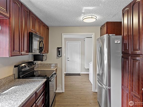5th image of 6428 Fawcett Avenue