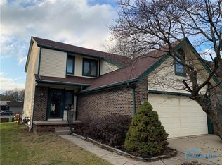 2129 Old Mill Rd, Toledo, OH 43615