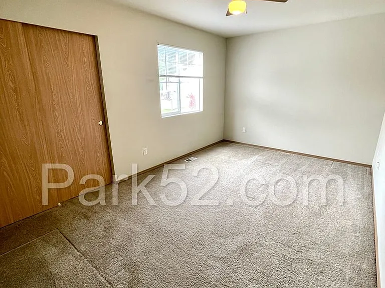 2632 Meyer St — Photo 9