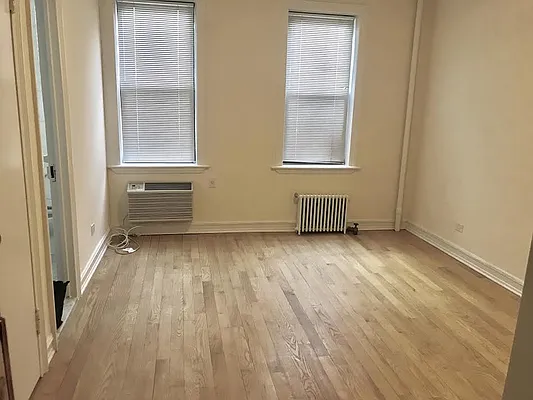 Rented by Avenues Real Estate | media 8