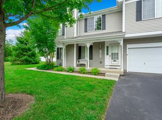 1321 Lowell Dr, South Elgin, IL 60177