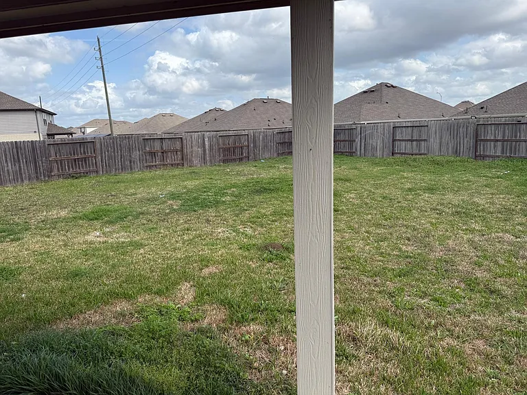 5335 Winding Stream Dr — Photo 24