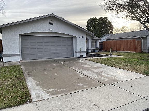 4th image of 3824 Hollywood Dr