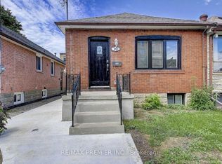 10 Gilpin Ave #BASEMENT, Toronto, ON M6M1G6