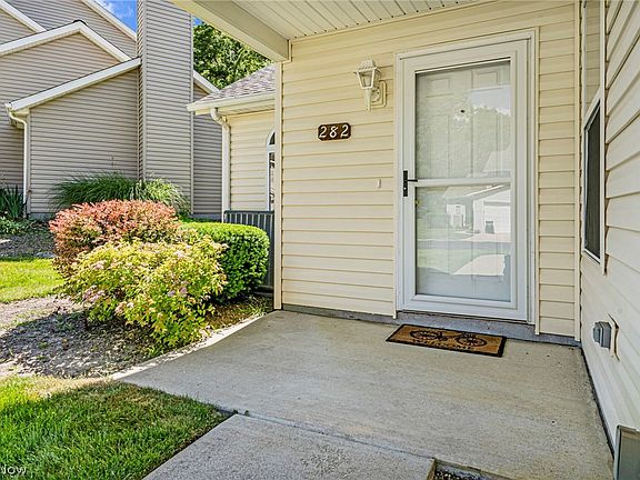 2nd image of 282 Westberry Cir