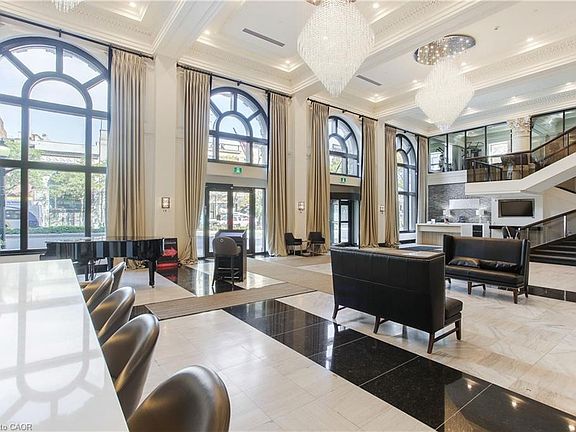 5th image of 112 King St E #Penthouse 6