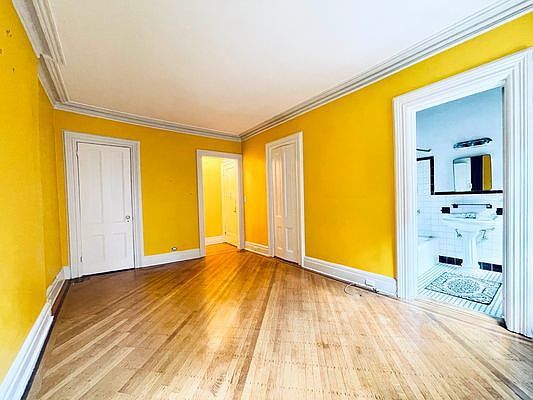 1st image of 120 E 64th St #4R