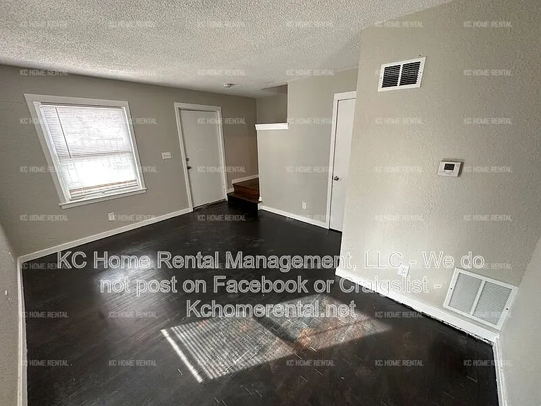 4031 Wabash Ave — Photo 12