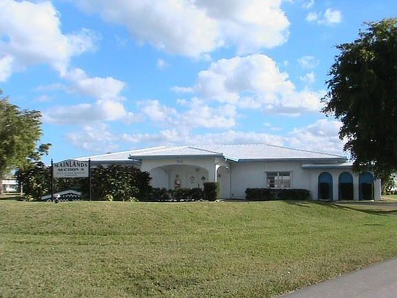 Club House 